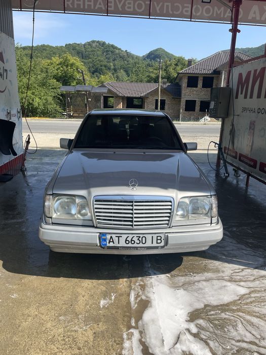 Mercedes benz w124