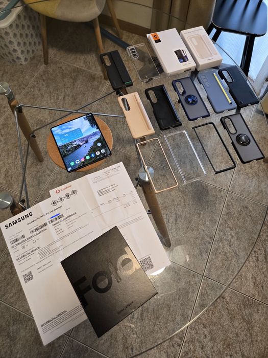 Samsung Galaxy Z Fold4 256GB + Capas + Fatura