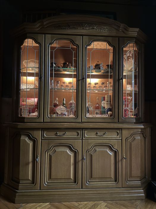 Меблі з Європи (дубові)