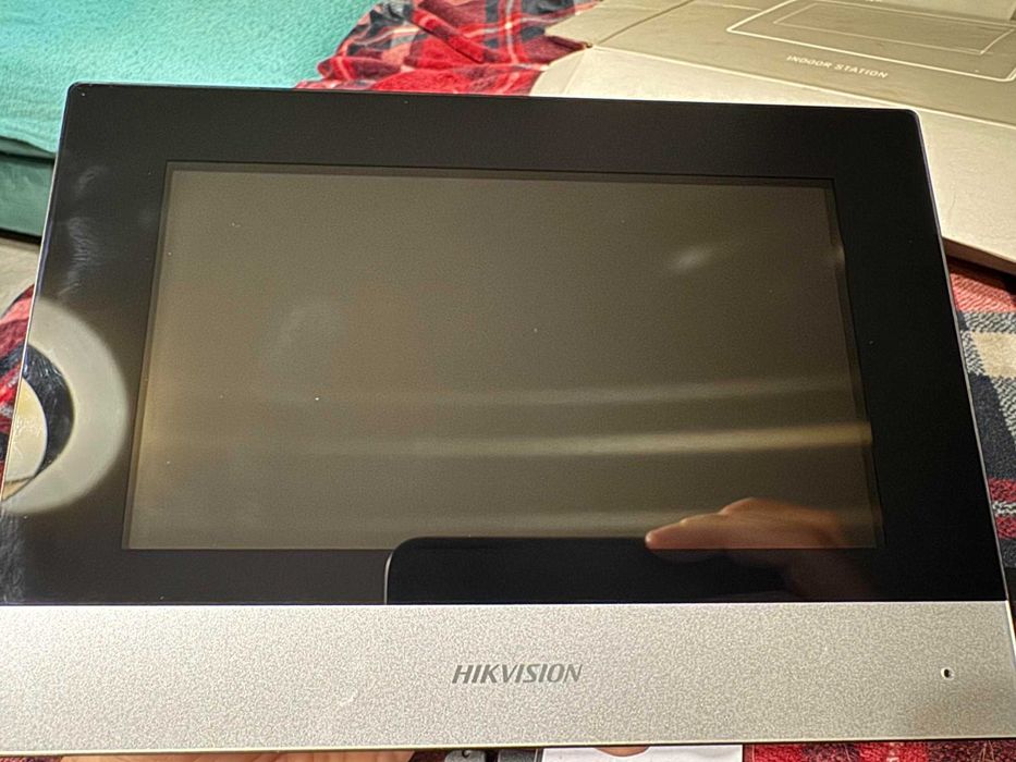 Hikvision Wideodomofon - zestaw