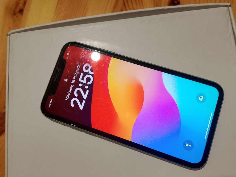 iPhone 11 miętowy