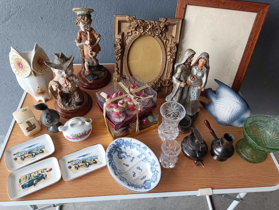 Vendo recheio de casa, mais de 100 peças pequenas