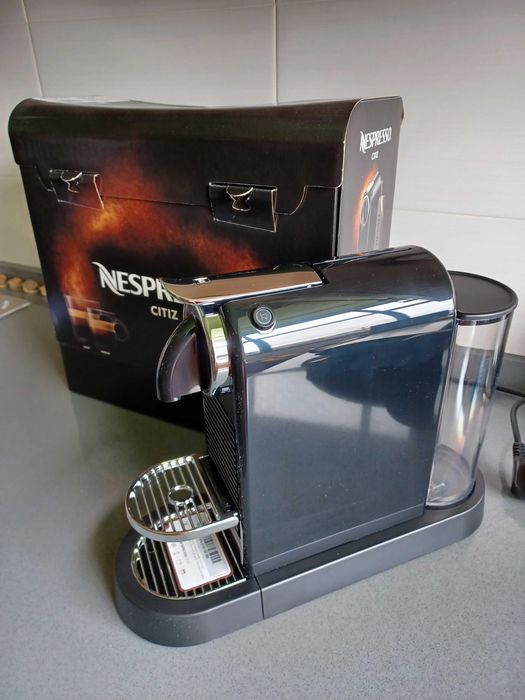 Máquina de Café nova, Marca: Nespresso CitiZ Black