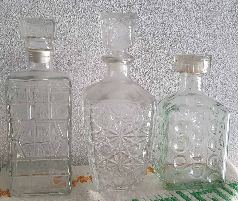 Antique Bottles443513139679744000