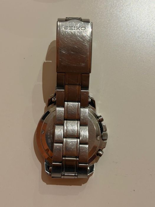 Zegarek Seiko srebrny