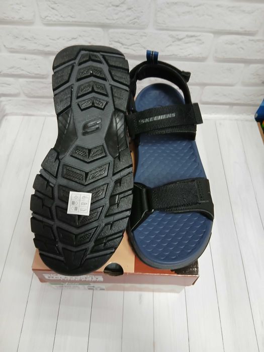 Чоловічі сандалії Skechers Tresmen 205112 BLK