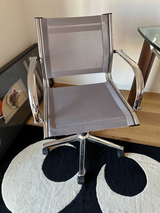 Cadeira de secretária