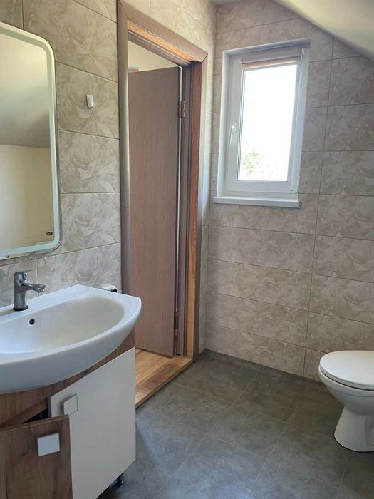 Продаж будинку на Русанівських садах