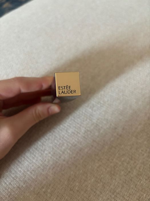 Помада Estee Lauder 410