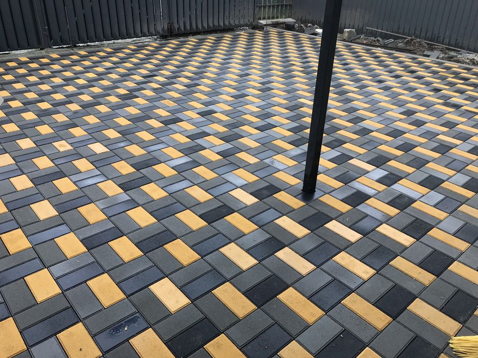 Укладка тротуарной плитки