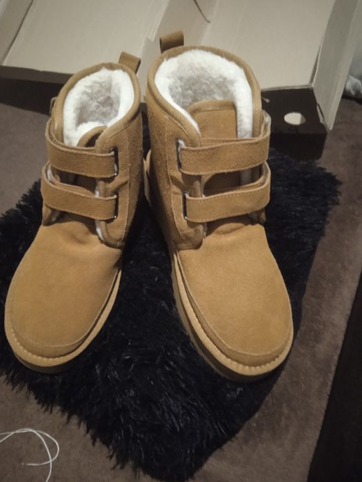 Продам зимние теплые уги