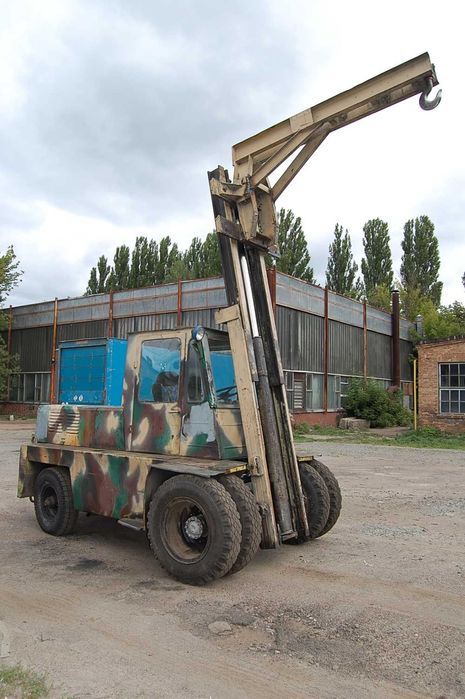 Стрела без блочная с крюком для львовского погрузчика