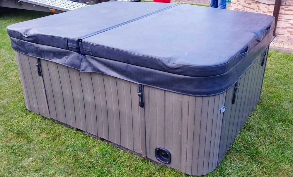 Jacuzzi Całoroczne ogrodowe