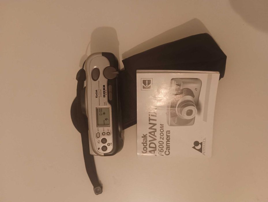 Kodak Advantix F600 câmera compacta com bolsa e manual