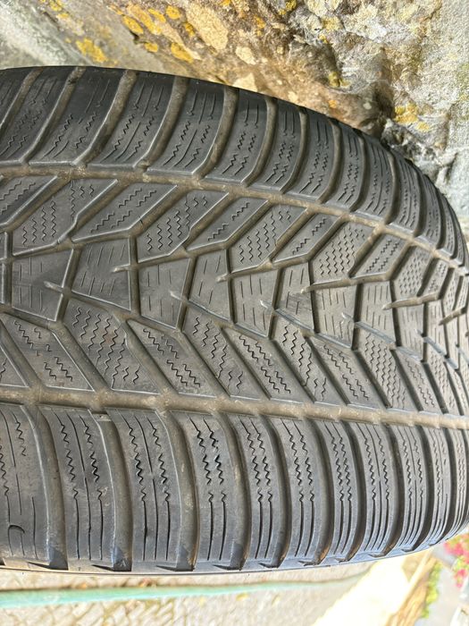 Pneus Hankook 285/30R21 100W