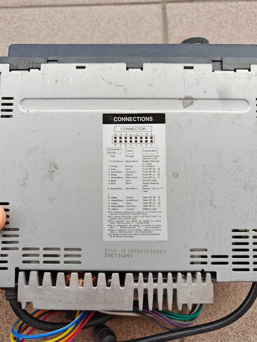 Radio samochodowe ALPINE CDE-102Ri