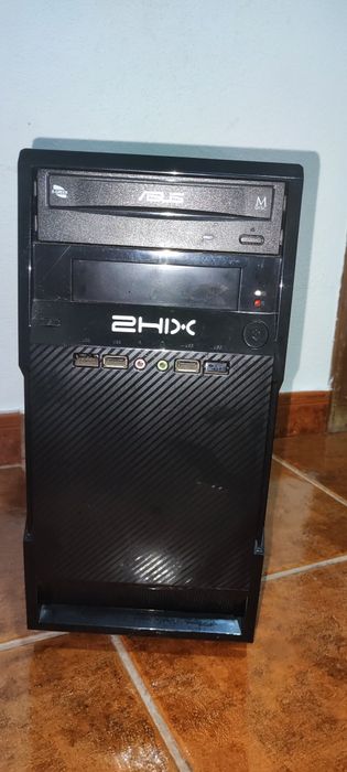 Computador fixo c/ caixa Asus