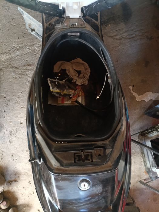 Продам скутер Сузукі сепія, РС в не погануму стані