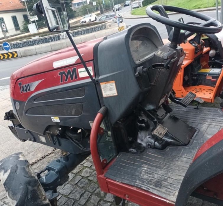 Trator Tym L 400