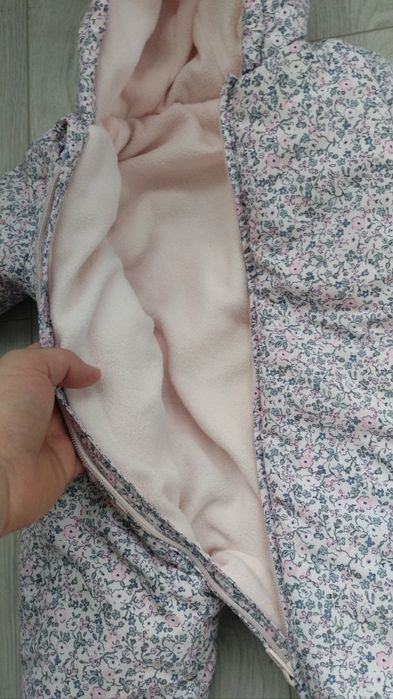 Продам дитячі комбінезони демісезонний.
