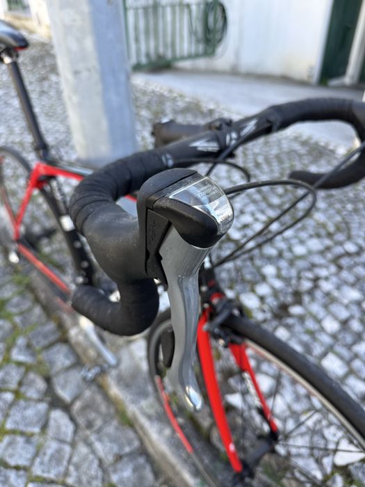 Bicicleta estadra Trek Domane Carbono
