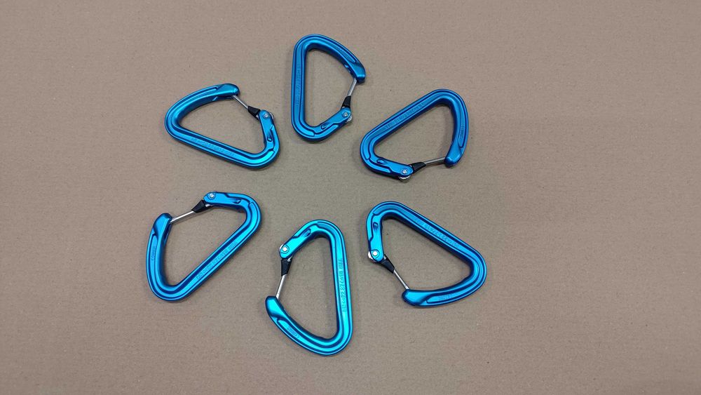 Karabinek wspinaczkowy Petzl Ange L - niebieski | blue