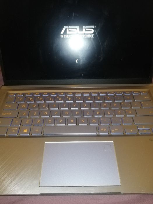 Portátil Asus zenbook