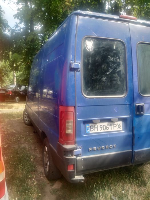 Пежо боксер 2005р 2.2 HDI