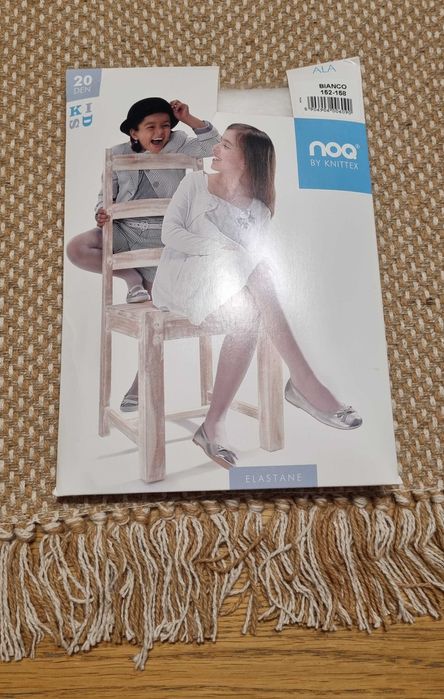 Dodatki komunijne, wianki, rajstopy