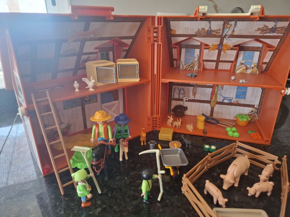 Quintinha maleta playmobil