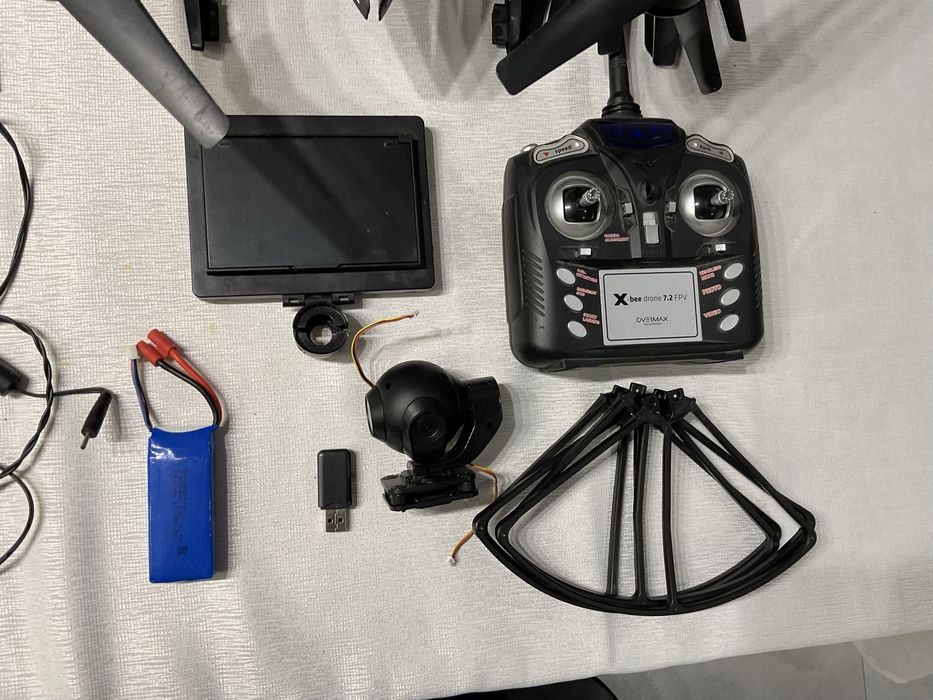 Dron Overmax X Bee Drone 7 2 FPV kamera ekran bateria ładowarka