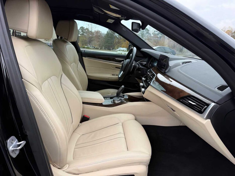 BMW 5 Series 540i      2018