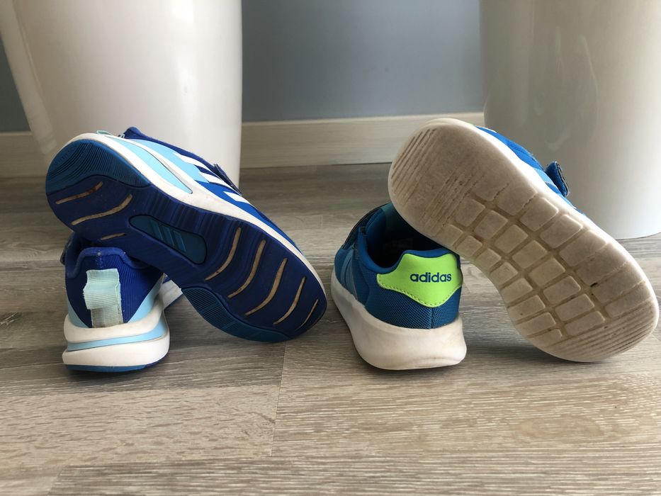 Кросівки adidas 29 розмір