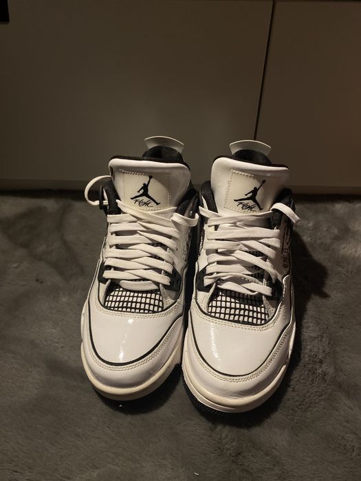 Jordan 4 Retro SE DIY
