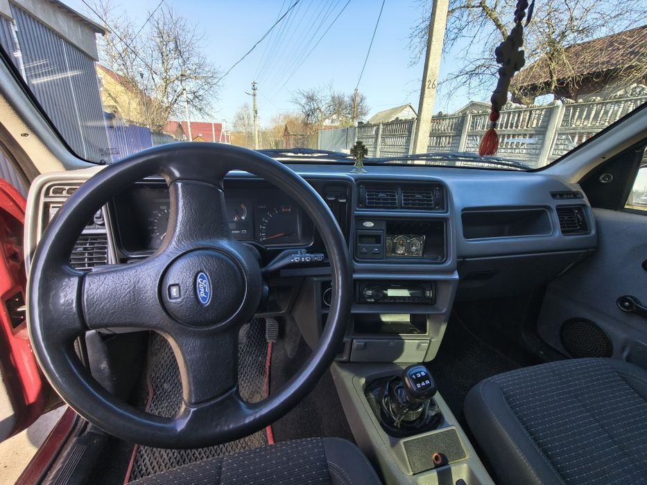 Форд siera 1990 ( DOHC).