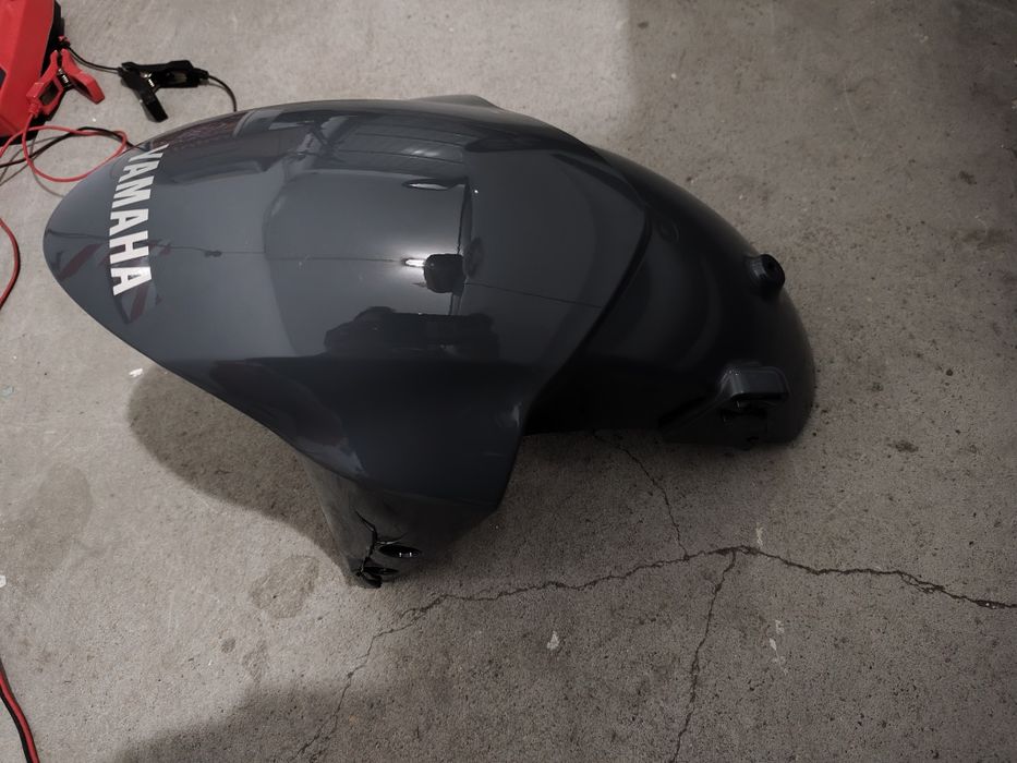 Guarda Lamas Frente Tracer 9 (2025)