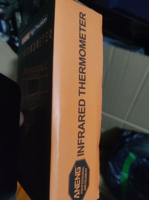 Termômetro digital de infravermelho