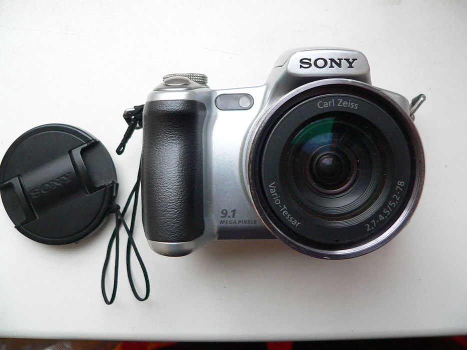 Фотоаппарат SONY DSC-H50