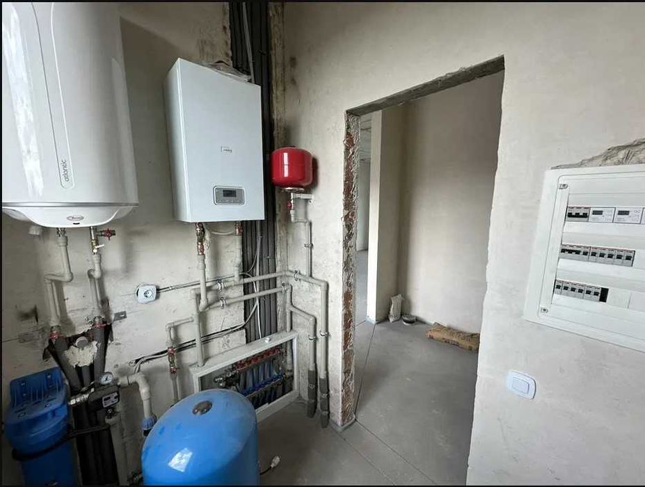 Продаж дуплексу с.Білогородка ,127 кв.м.,5 сот.землі,місце під 2 авто!