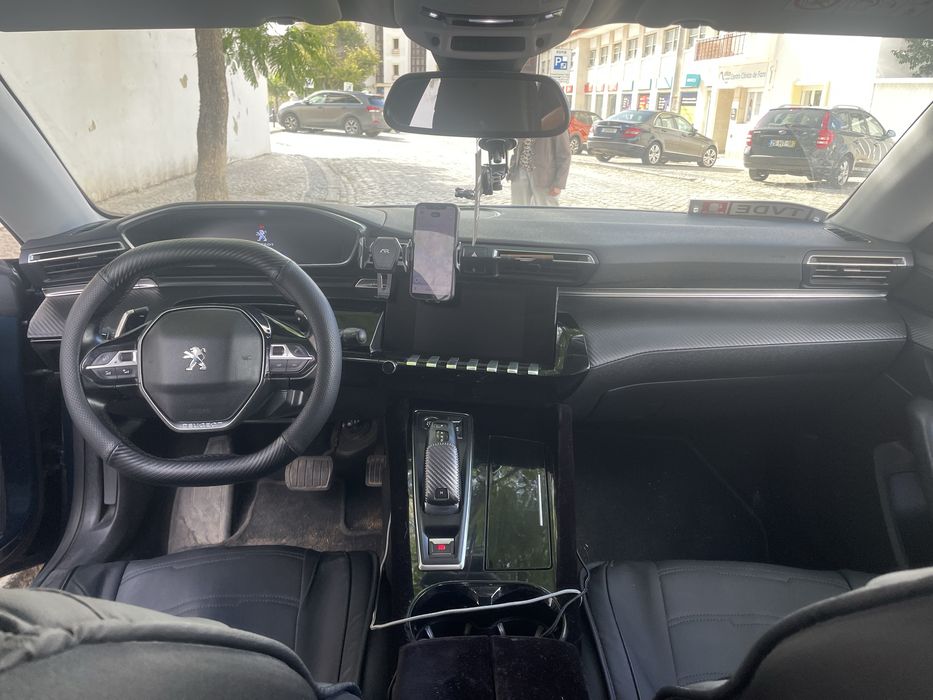 1.5 BlueHDI SW Allure EAT8