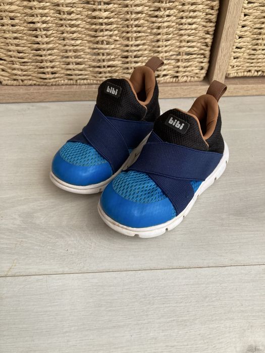 Buty chłopięce wsuwane Bibi rozmiar 24
