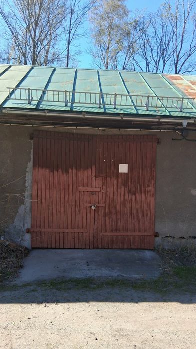 Garaż w Świeradowie zdrój