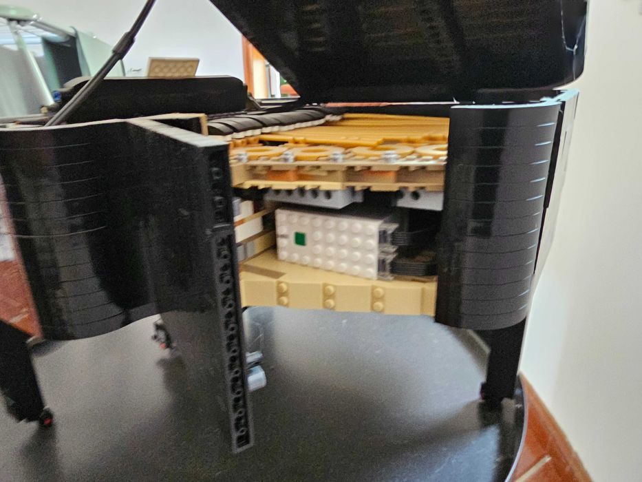 LEGO Ideas 21323 Grand Piano completo c/ caixa e instruções