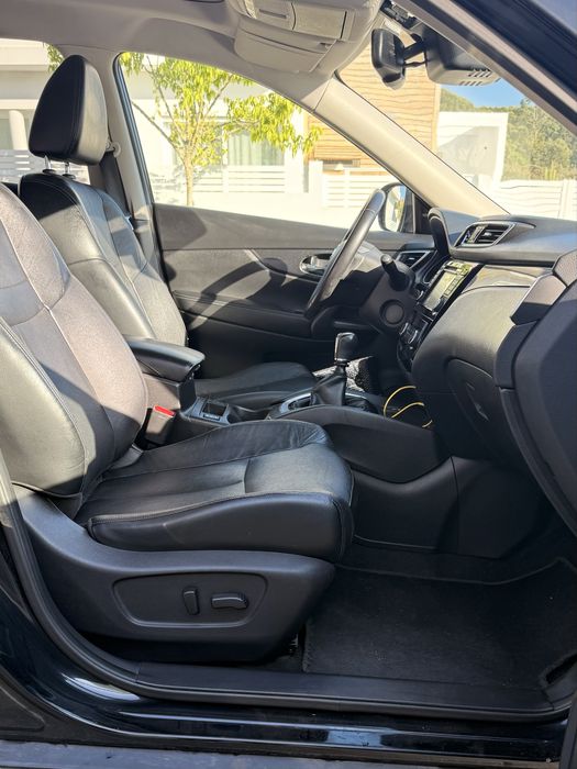 Nissan xtrail tekna 7 lugares, 360