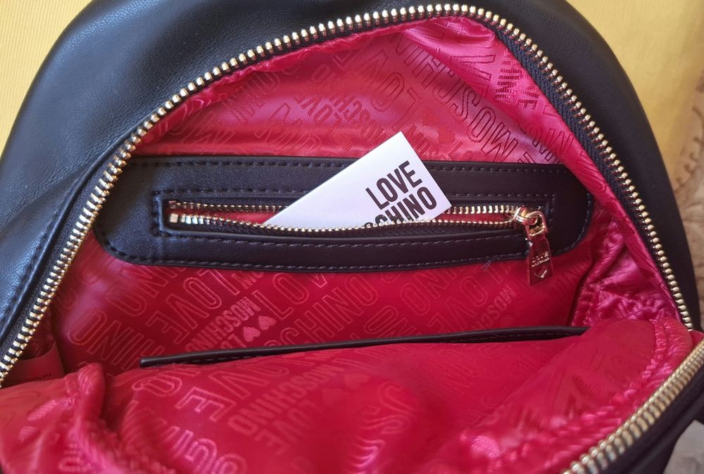 Брендовий рюкзак Love Moschino