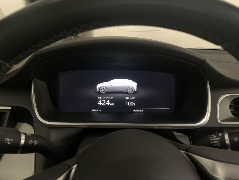 Jaguar Ipace elétrico autonomia 400 km