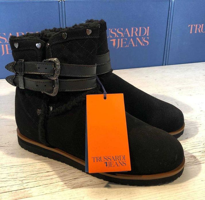 Угі жіночі Trussardi