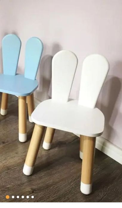 Krzesło i stolik dla dzieci