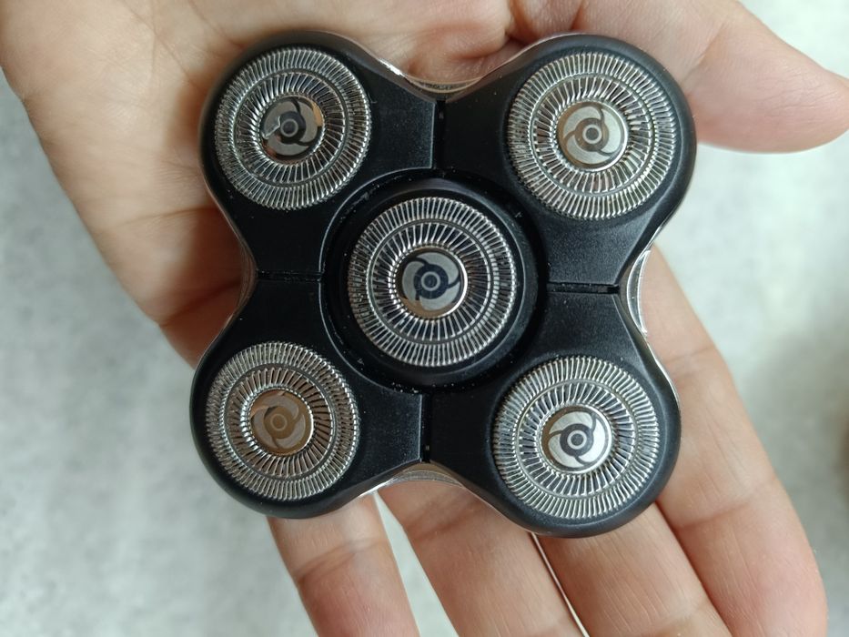 Электробритва Remington