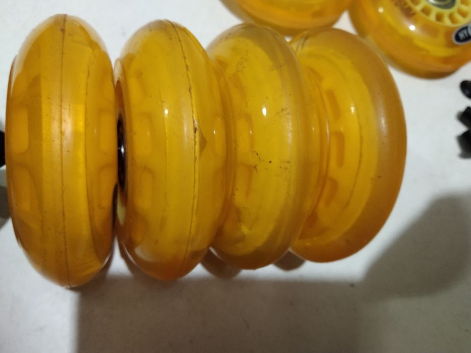 Kółka kauczukowe do rolek 76 mm ABEC 5
